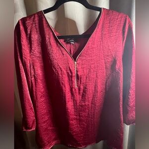 Women’s Medium Blouse